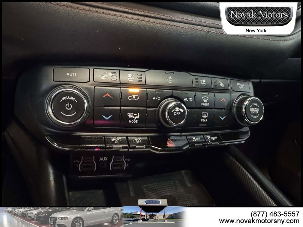 Used 2021 Dodge Durango R/T w/ Blacktop Package AWD/4WD image 22