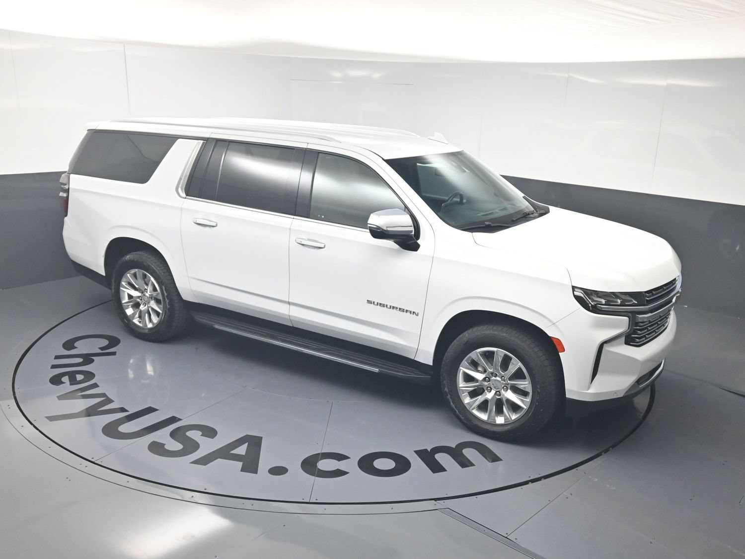 Used 2022 Chevrolet Suburban Premier RWD image 32