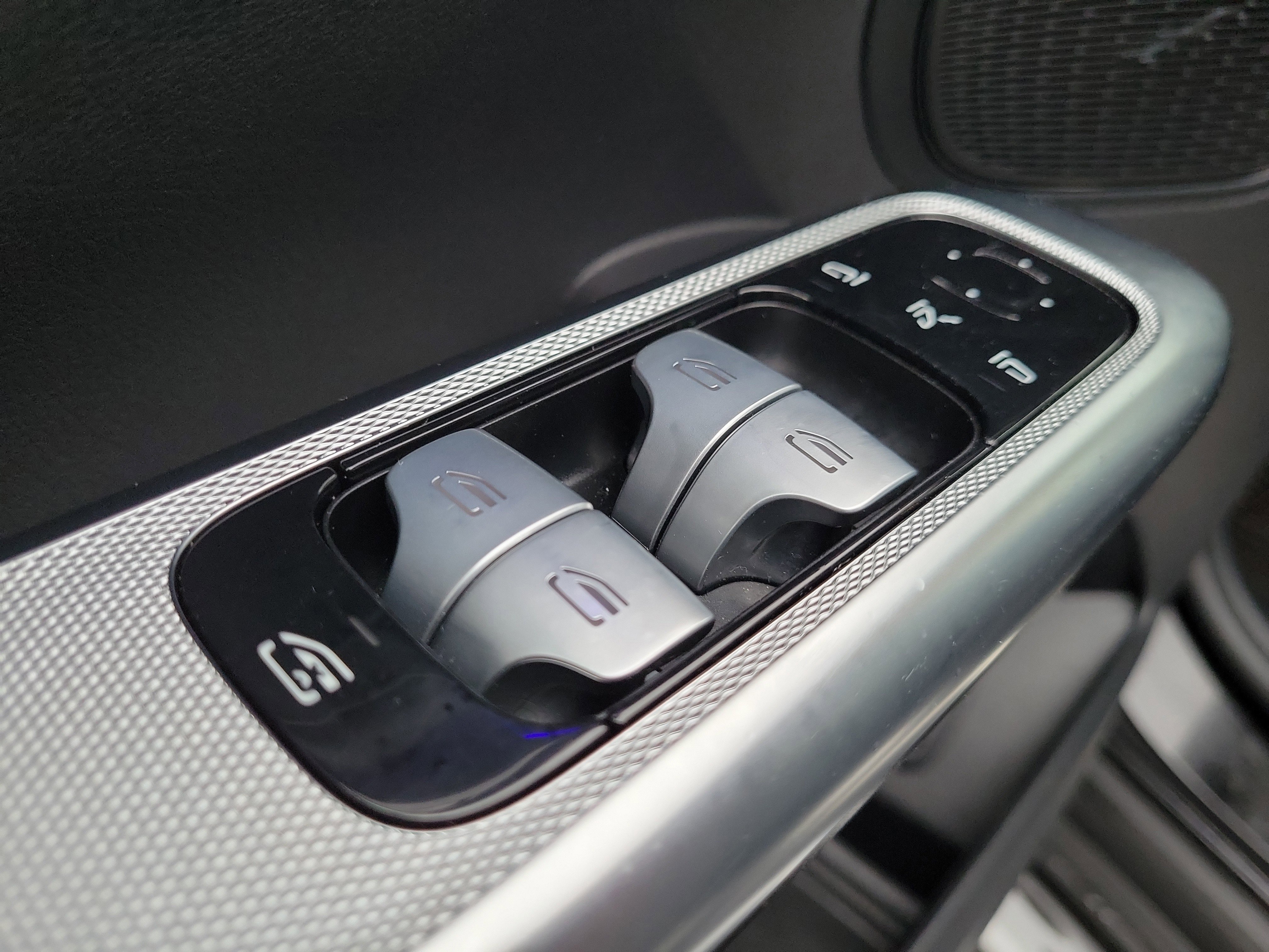 Used 2023 Mercedes-Benz GLC 300 4MATIC image 18