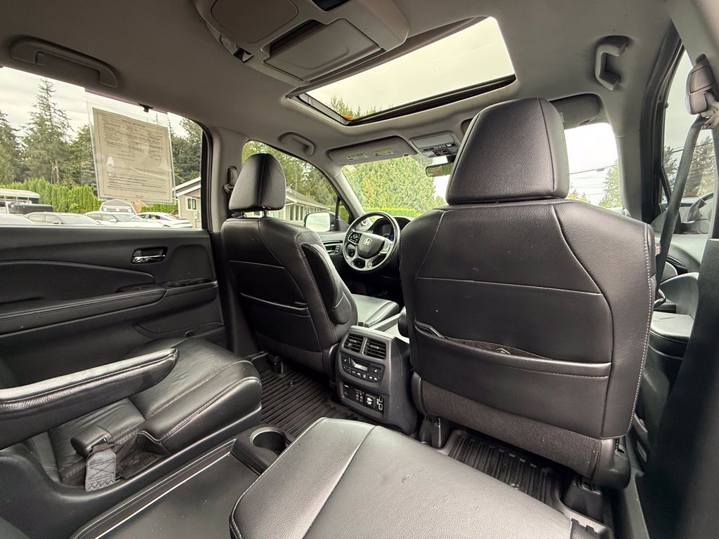 Used 2020 Honda Pilot Touring image 21