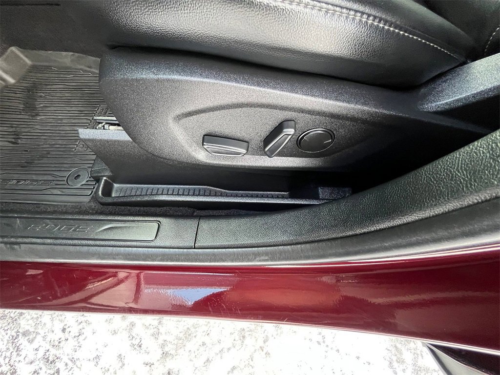 Certified 2024 Ford Edge SEL w/ Convenience Package image 9