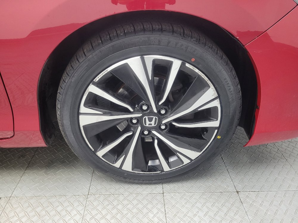 Used 2017 Honda Accord EX image 31