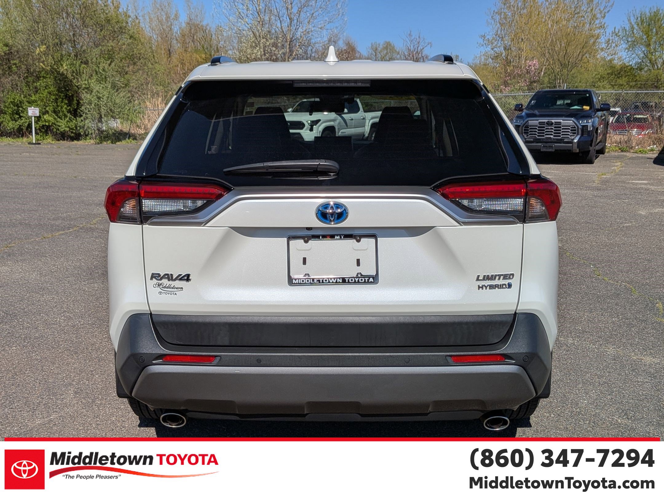Used 2019 Toyota RAV4 Limited w/ Limited Grade Weather Package AWD/4WD image 4