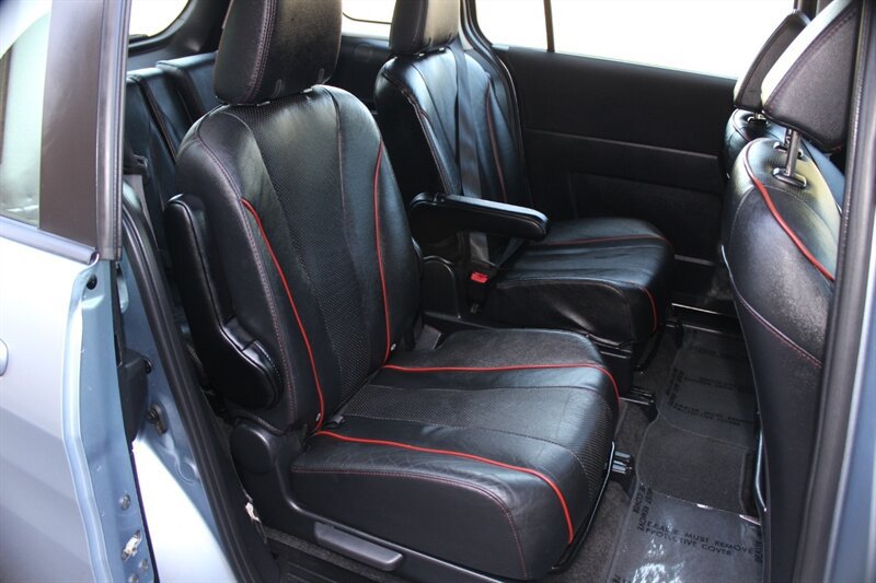 Used 2012 MAZDA MAZDA5 Grand Touring FWD image 16