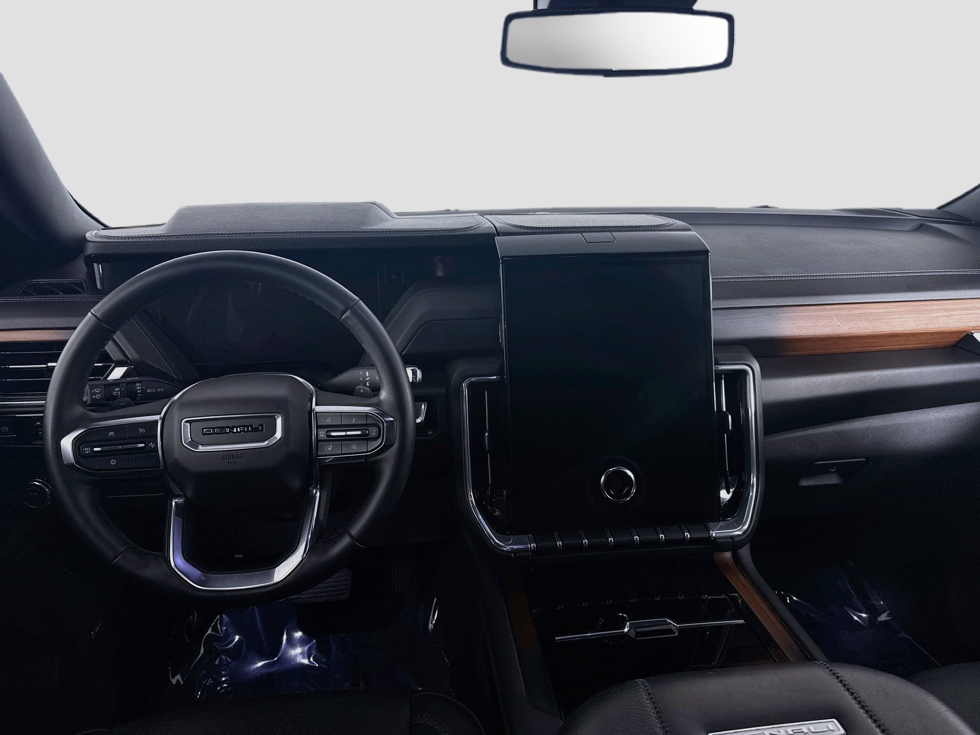 Used 2025 GMC Yukon Denali RWD image 17