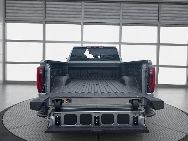 New 2026 GMC Sierra 2500 SLT w/ SLT Premium Package AWD/4WD image 12