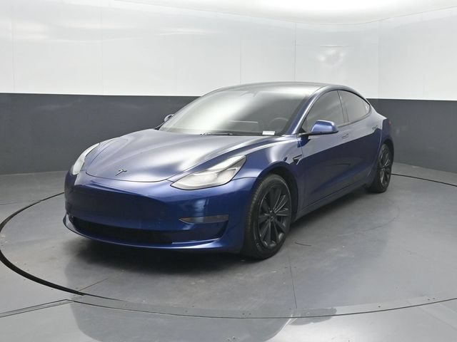Used 2023 Tesla Model 3 Standard Range RWD image 1