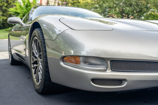 Used 2000 Chevrolet Corvette Coupe RWD image 64
