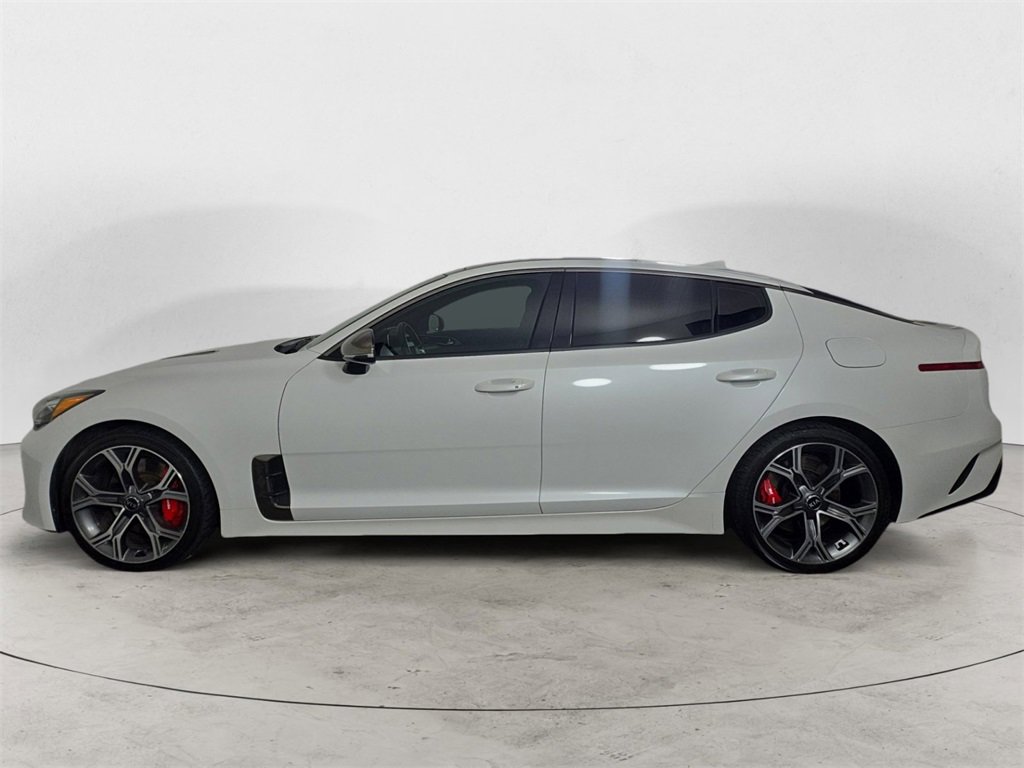 Used 2020 Kia Stinger GT1 image 2