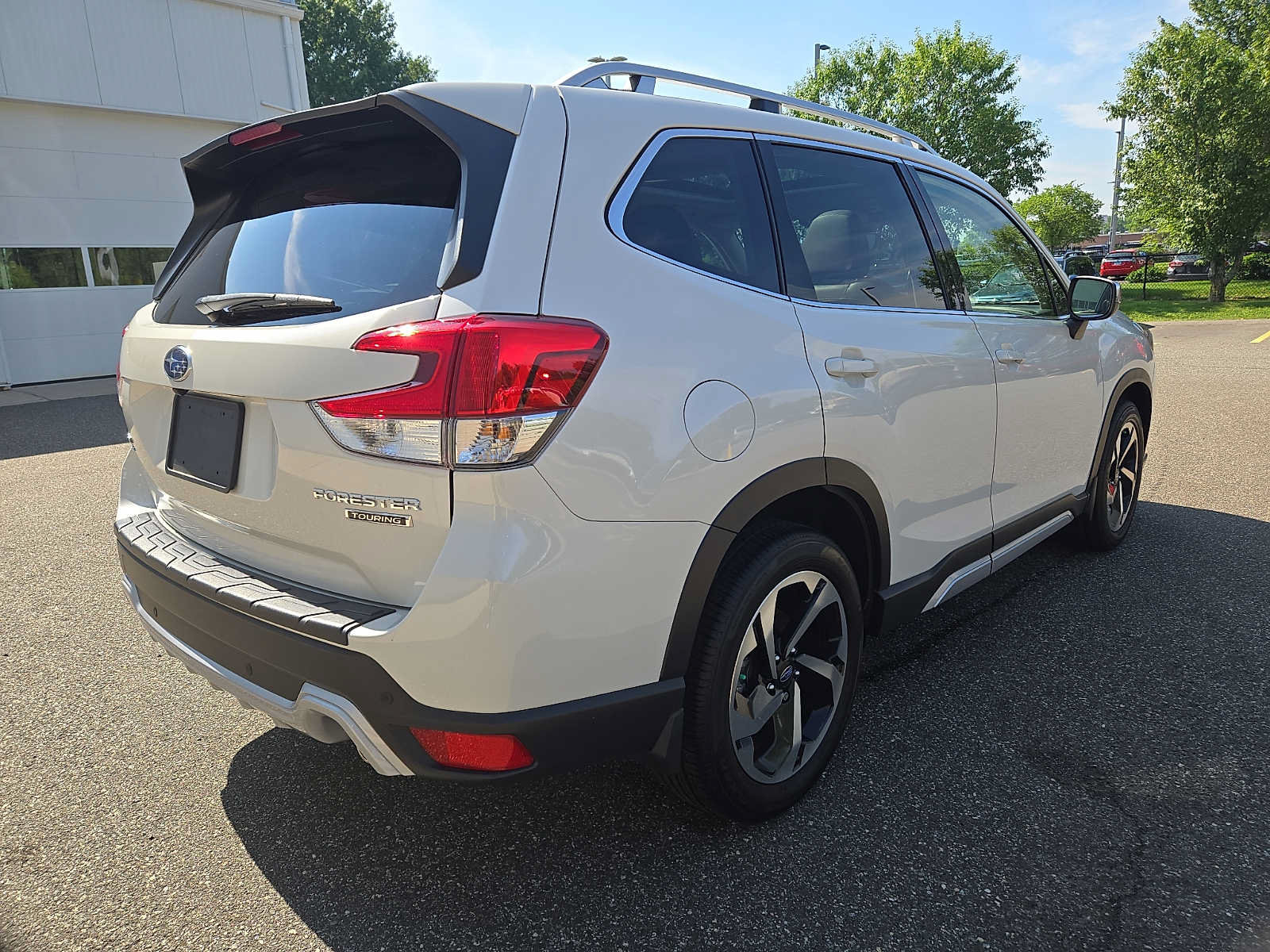 Used 2023 Subaru Forester Touring AWD/4WD image 6