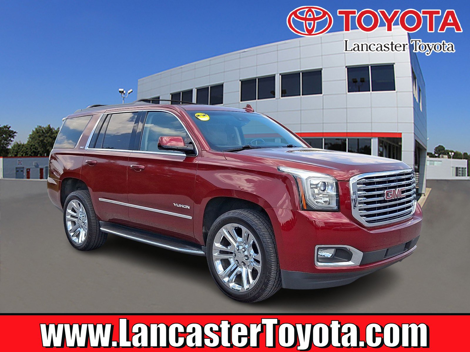 Used 2017 GMC Yukon SLT w/ Premium Edition AWD/4WD image 1