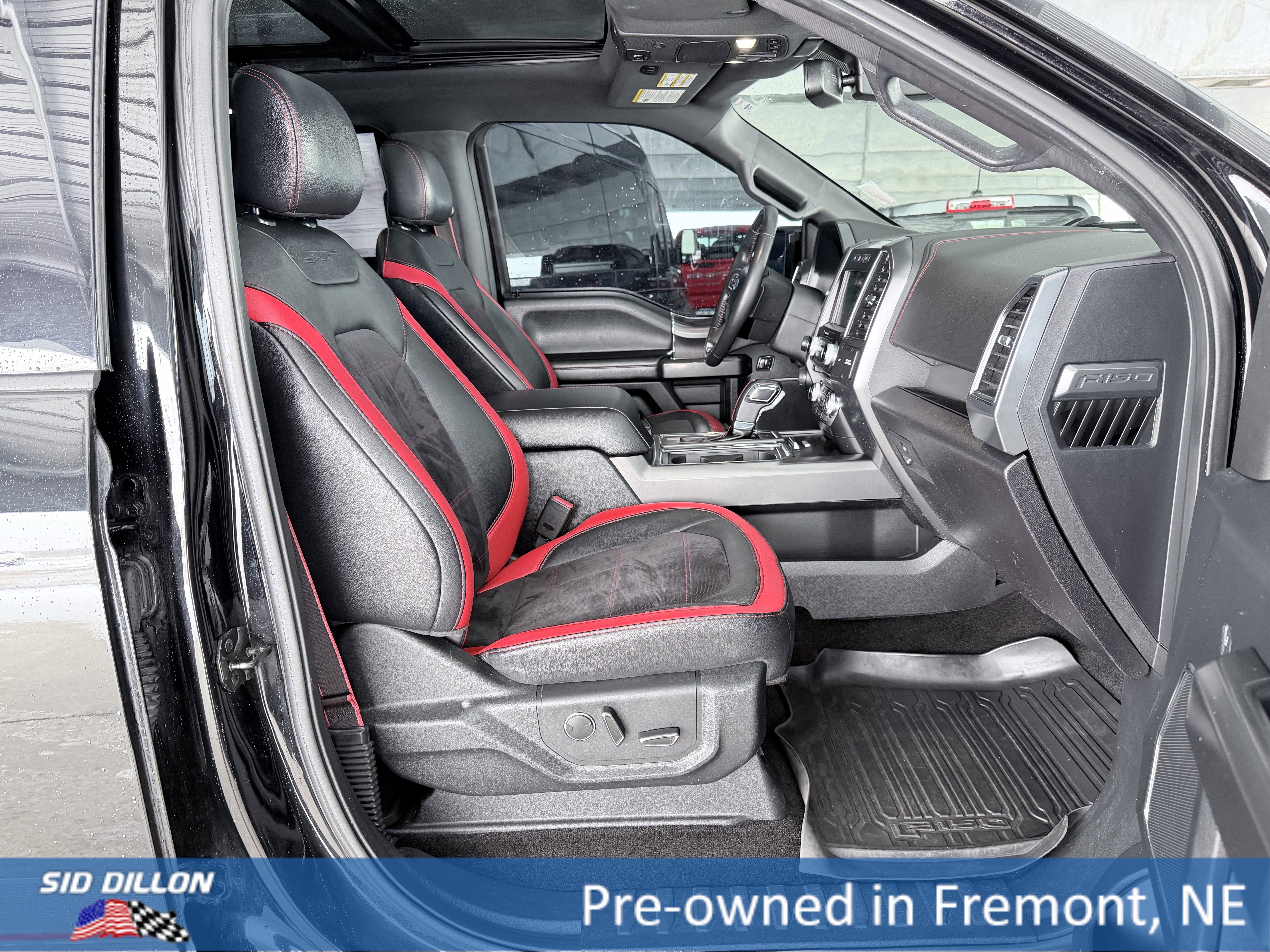 Used 2017 Ford F150 Lariat w/ Equipment Group 502A Luxury AWD/4WD image 17