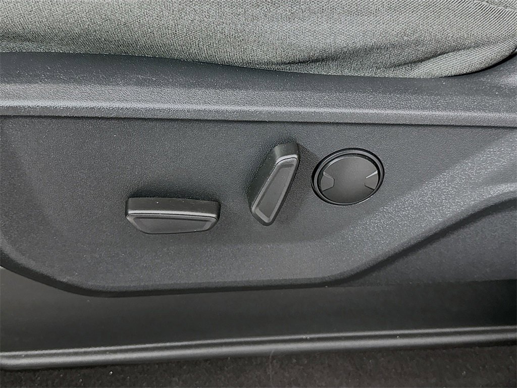 Used 2023 Ford F150 XLT w/ Equipment Group 302A High image 20