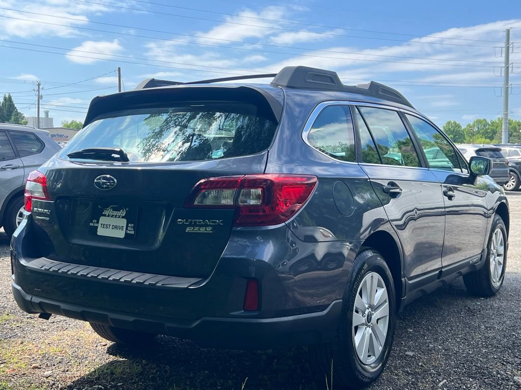 Used 2017 Subaru Outback 2.5i AWD/4WD image 5