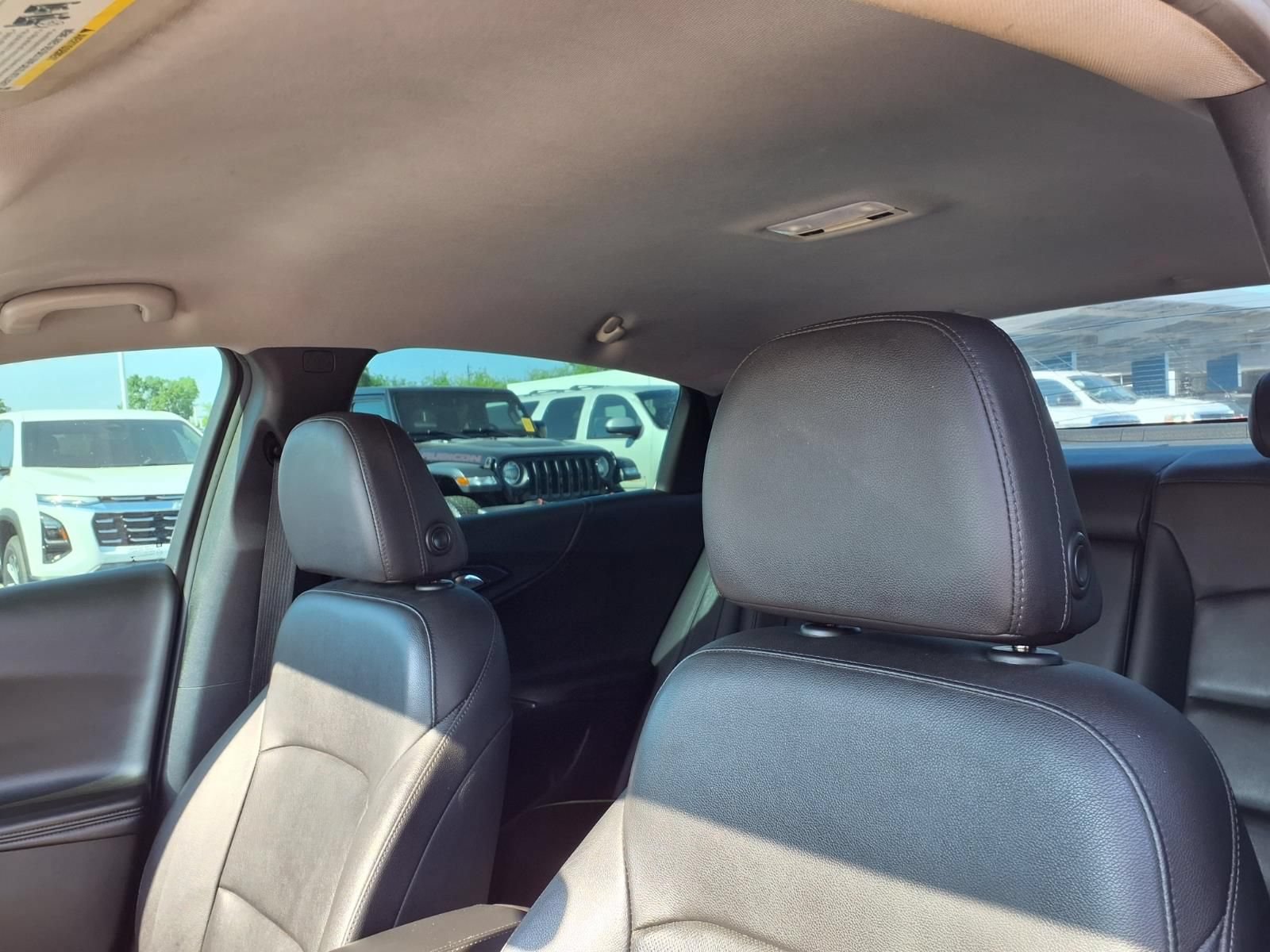 Used 2016 Chevrolet Malibu Premier FWD image 18