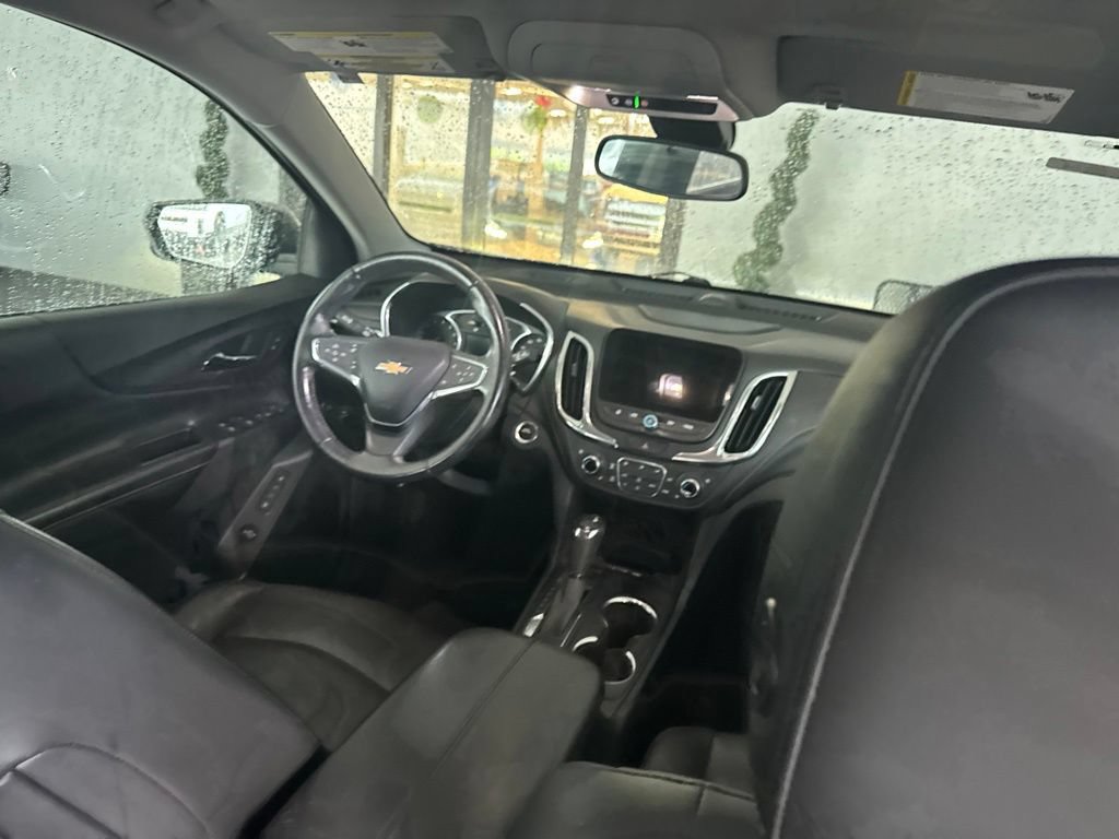 Used 2020 Chevrolet Equinox Premier FWD image 12