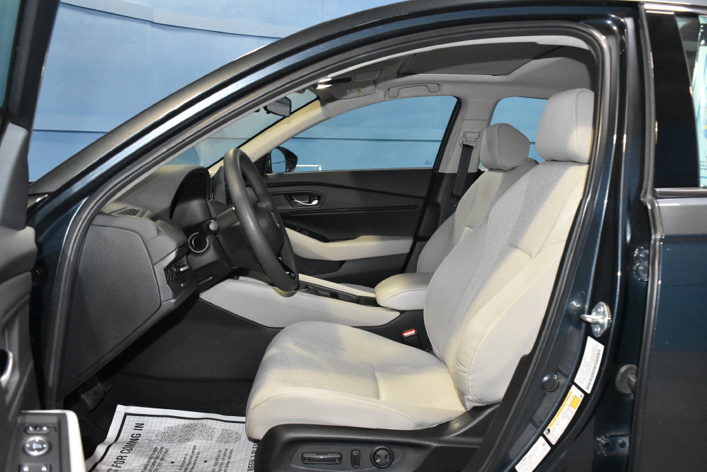 Used 2024 Honda Accord EX image 6