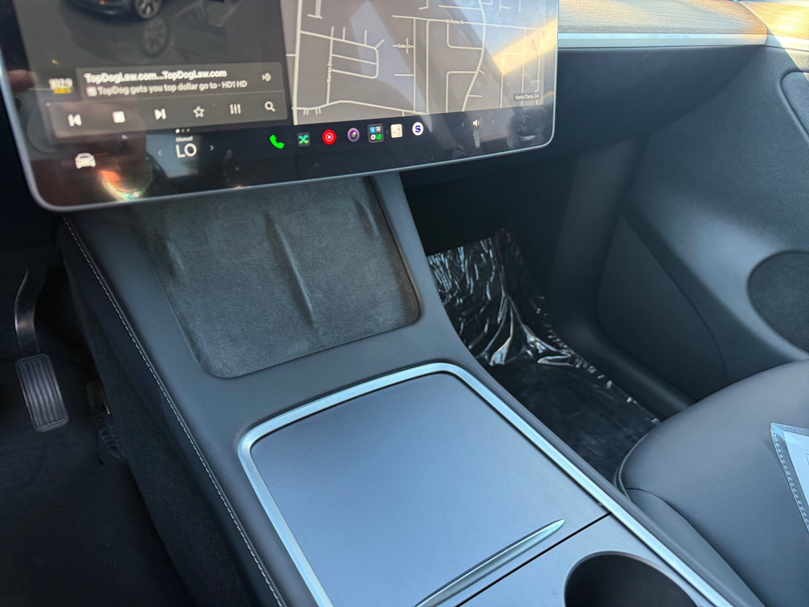 Used 2024 Tesla Model Y 2WD image 13