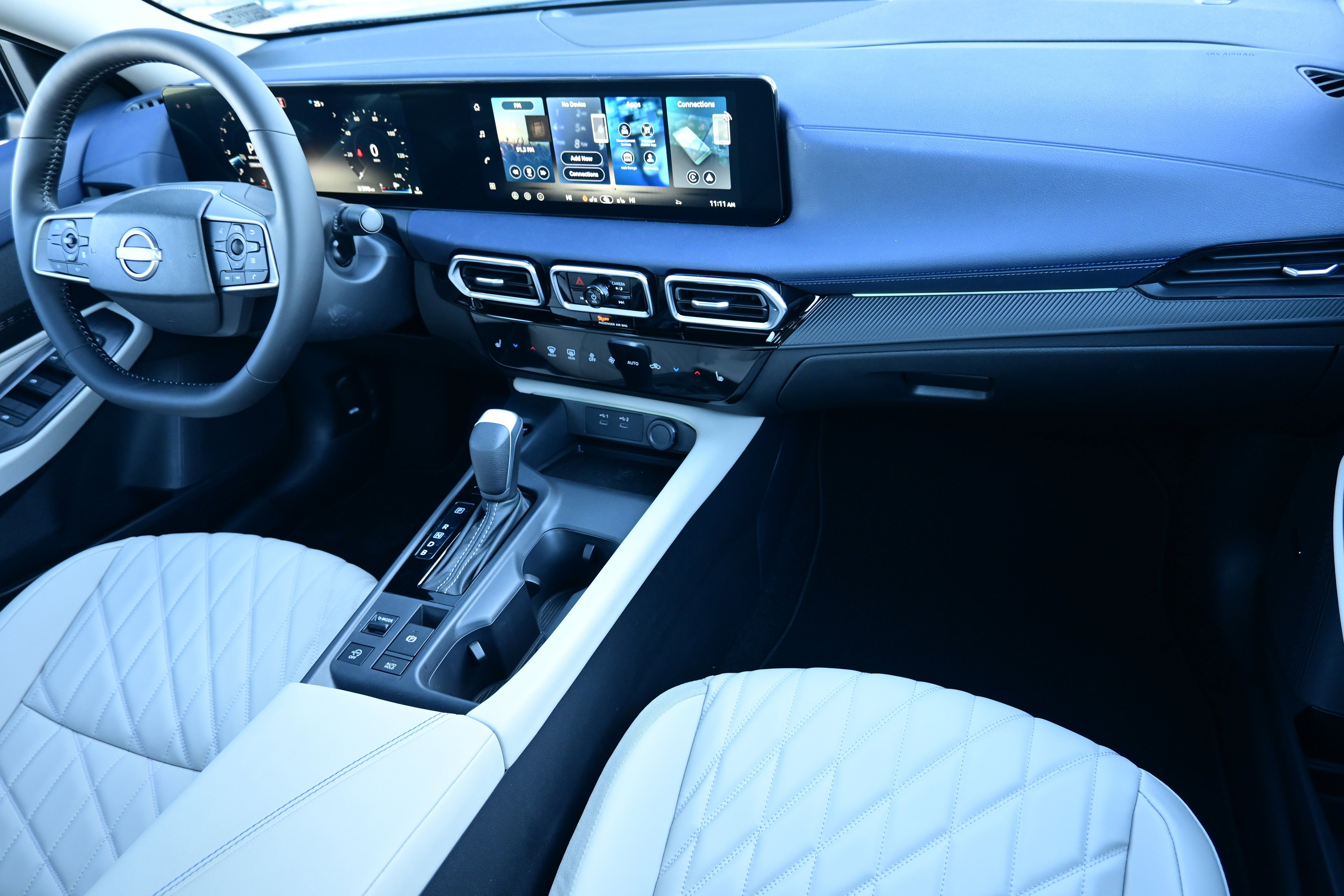 New 2026 Nissan Sentra SL w/ Floor Mat Package FWD image 18