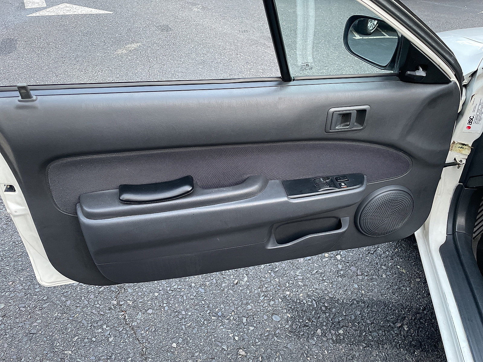 Used 1997 Toyota Paseo Convertible FWD image 25