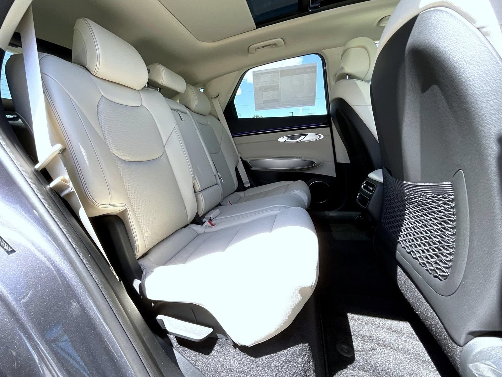 New 2026 Genesis GV70 2.5T Select AWD/4WD image 20