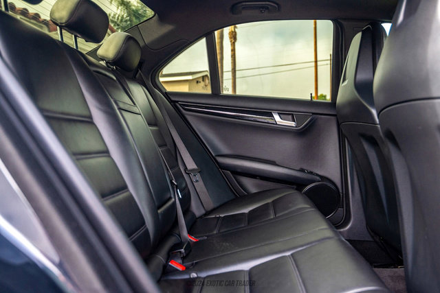 Used 2013 Mercedes-Benz C 63 AMG Sedan image 30