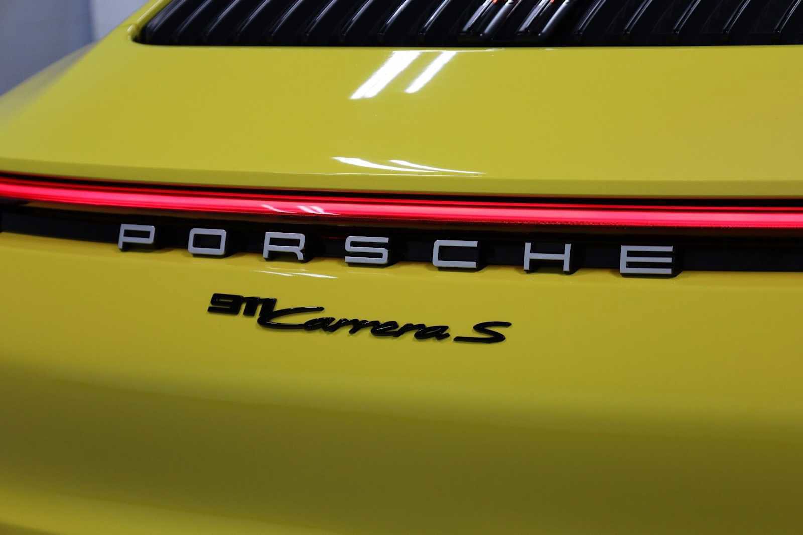 Certified 2020 Porsche 911 Carrera S image 8