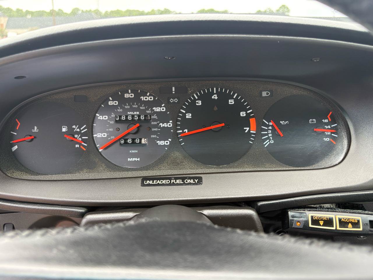 Used 1988 Porsche 944 Coupe RWD image 24