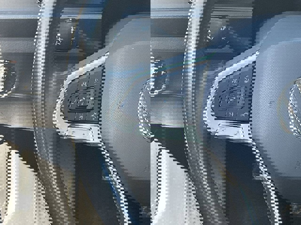 Used 2024 Volkswagen Jetta S image 19