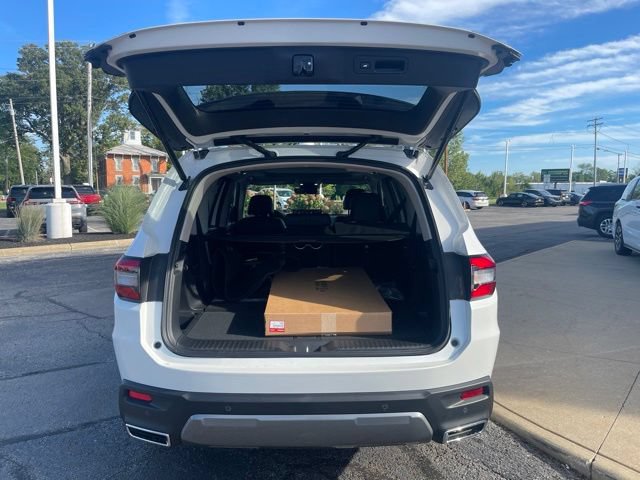 New 2026 Honda Pilot Touring image 16