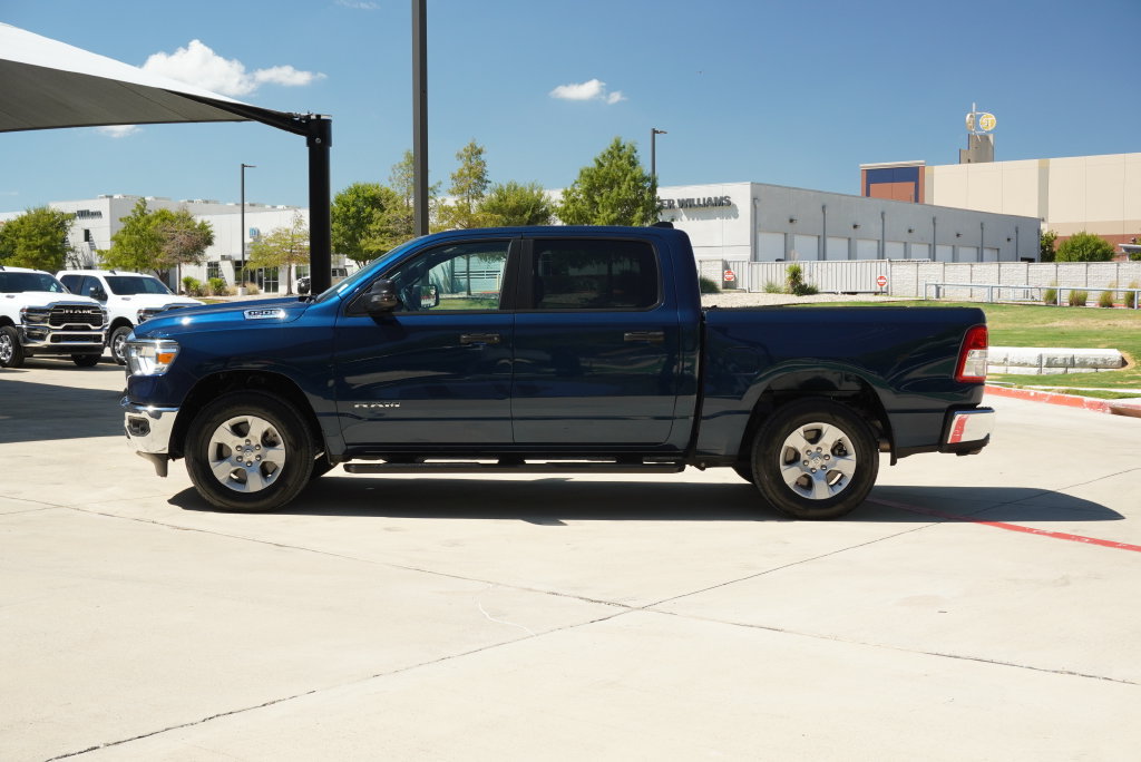 Used 2024 RAM 1500 Lone Star AWD/4WD image 2