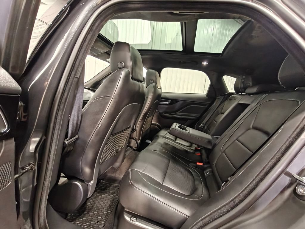 Used 2020 Jaguar F-PACE S AWD/4WD image 33
