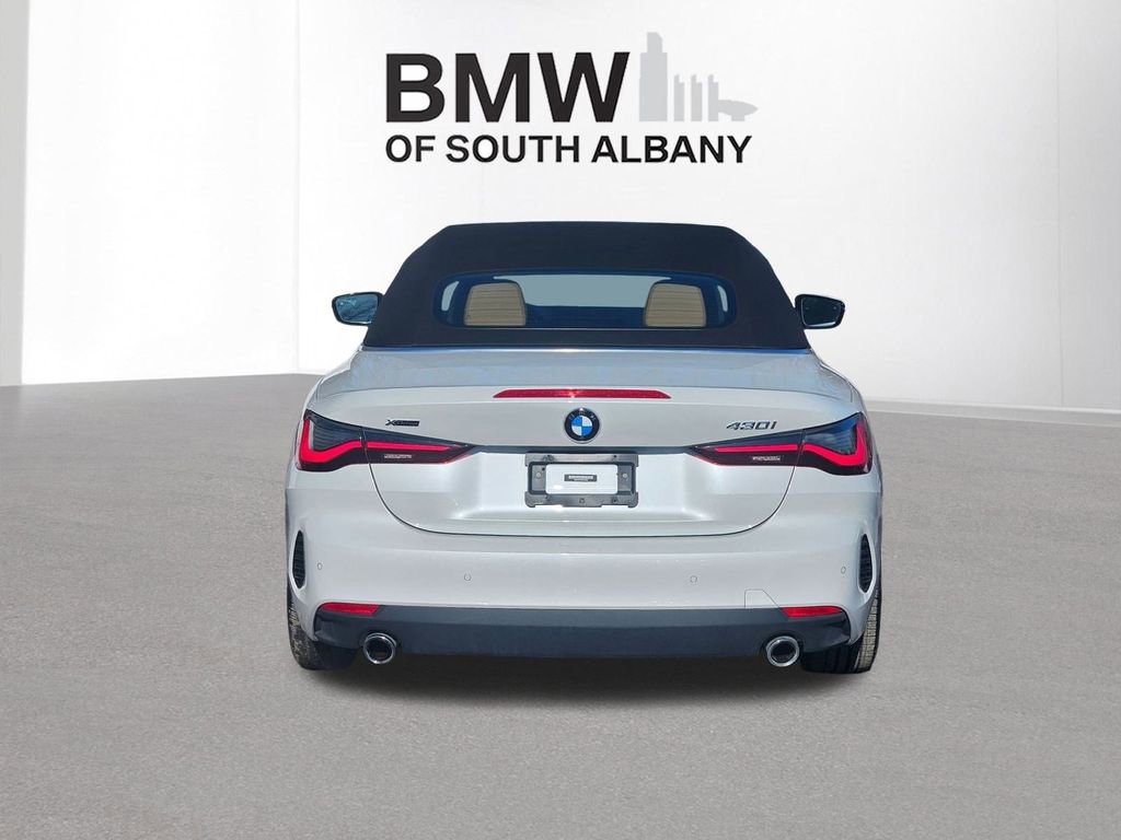 Used 2023 BMW 430i xDrive Convertible w/ Premium Package image 5