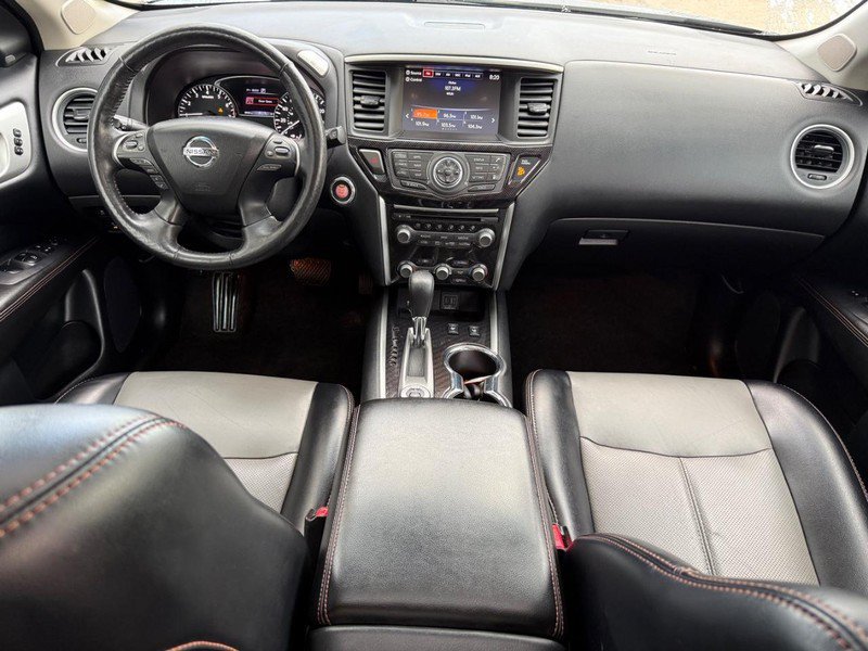 Used 2019 Nissan Pathfinder SL AWD/4WD image 14