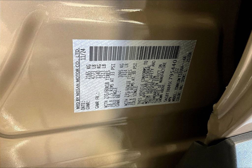 Used 2025 Nissan Rogue SV image 43