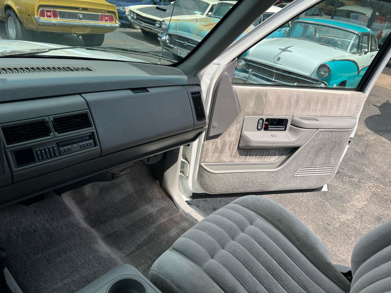 Used 1994 Chevrolet Blazer 4WD image 11
