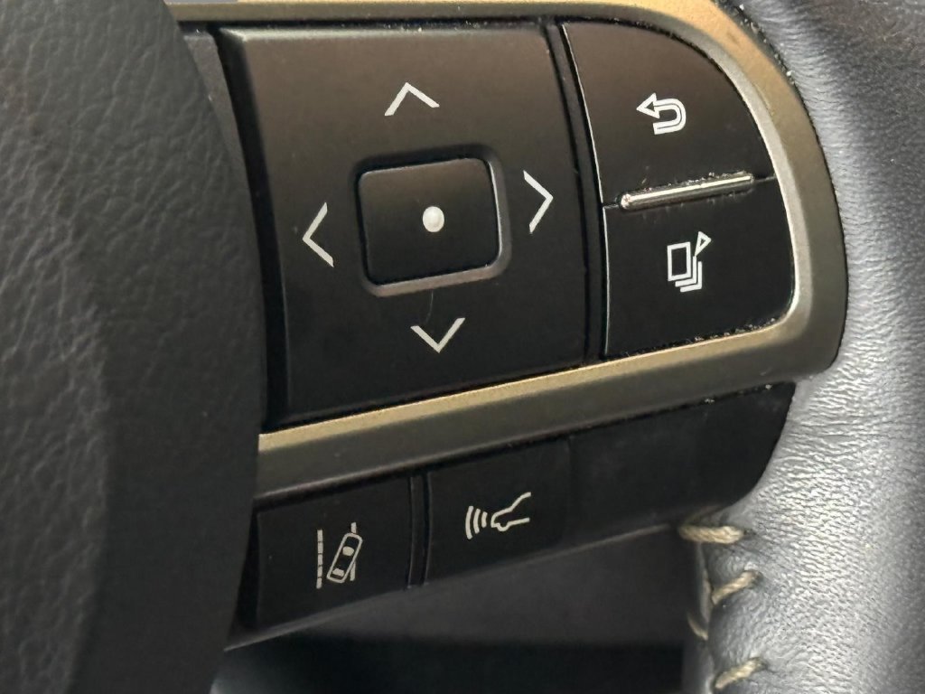 Used 2018 Lexus ES 350 w/ Luxury Package w/Wood Trim FWD image 15