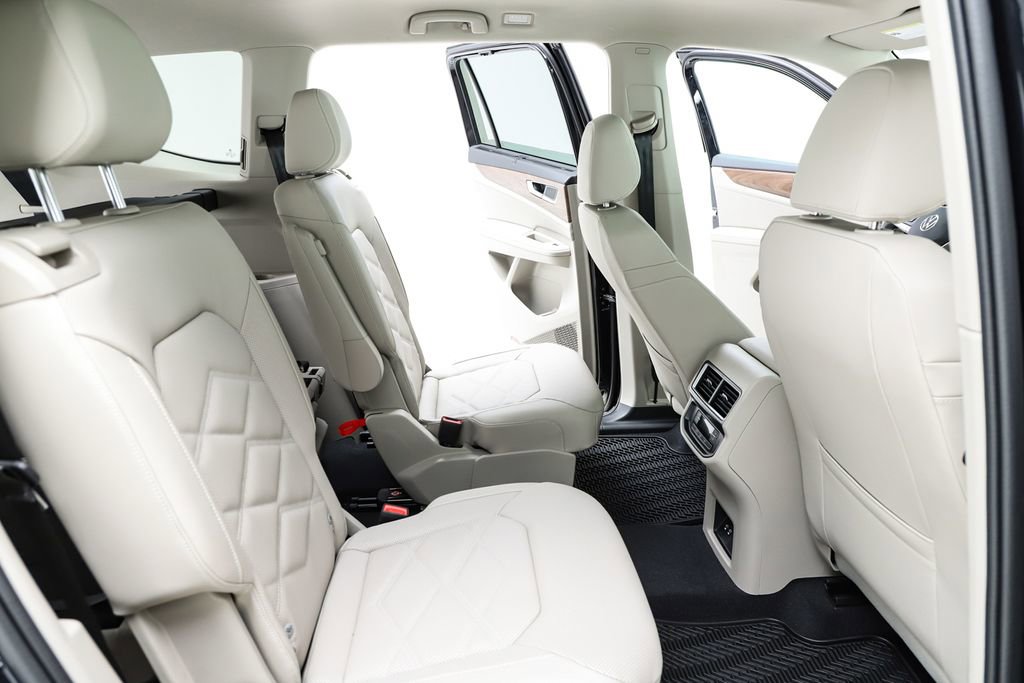 New 2026 Volkswagen Atlas SE image 38