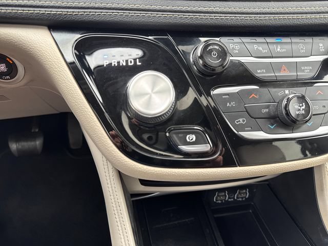 Used 2021 Chrysler Pacifica Limited w/ Premium & Safety Sphere Group AWD/4WD image 23