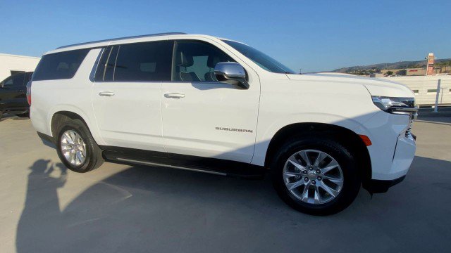 Used 2024 Chevrolet Suburban Premier image 2