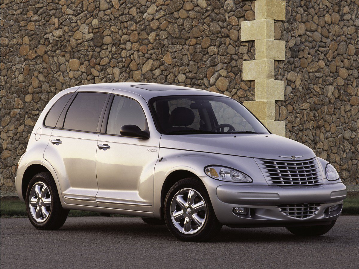 Used 2004 Chrysler PT Cruiser Limited FWD image 1