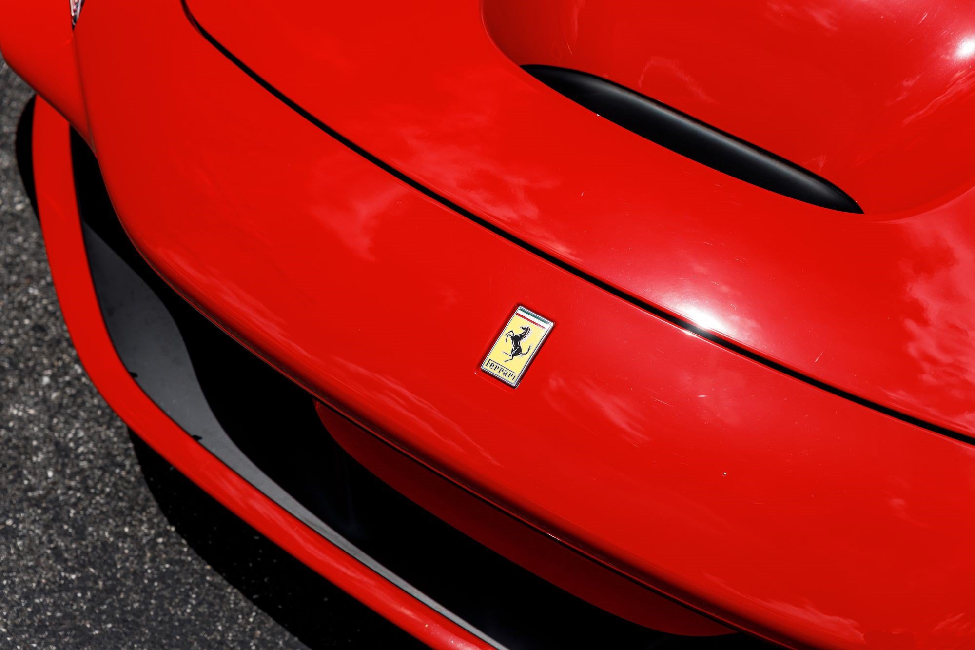 Used 2021 Ferrari F8 Tributo RWD image 44