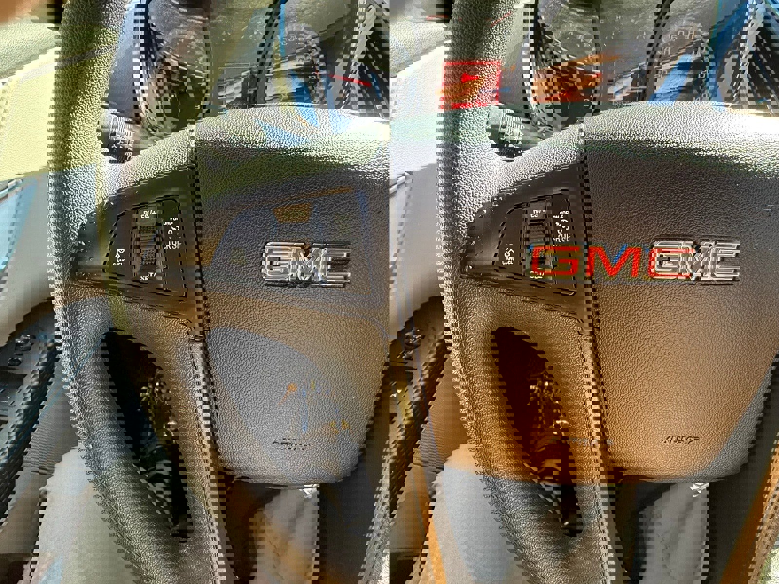 Used 2017 GMC Terrain SLE image 18