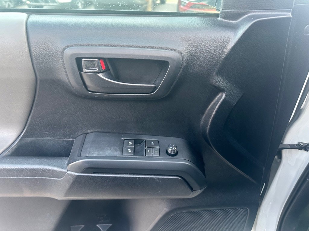 Used 2019 Toyota Tacoma SR RWD image 22