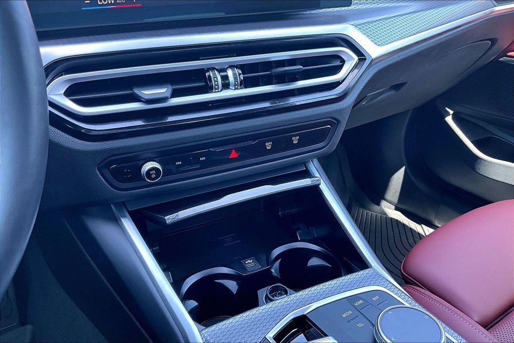 Used 2023 BMW M340i xDrive image 25