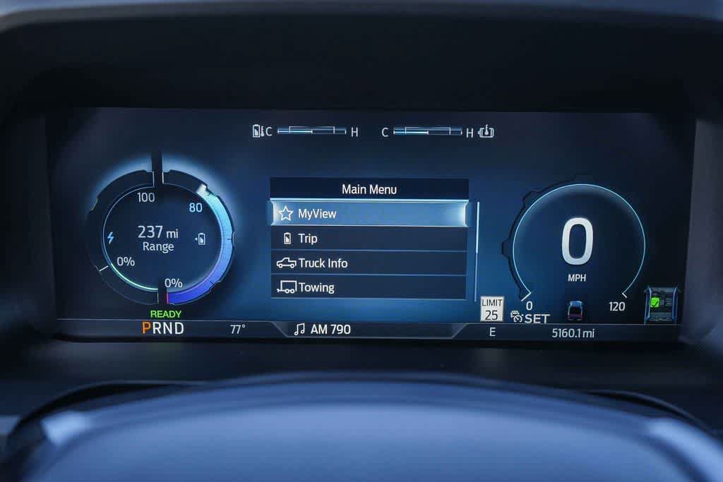 Used 2025 Ford F150 Lightning Platinum AWD/4WD image 23