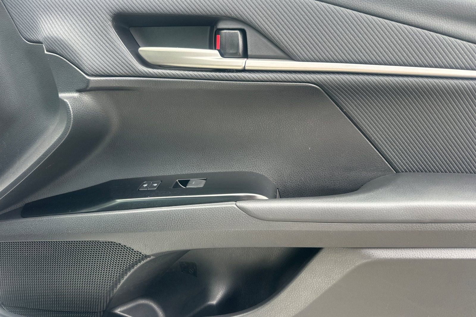 Certified 2025 Toyota Camry SE image 21