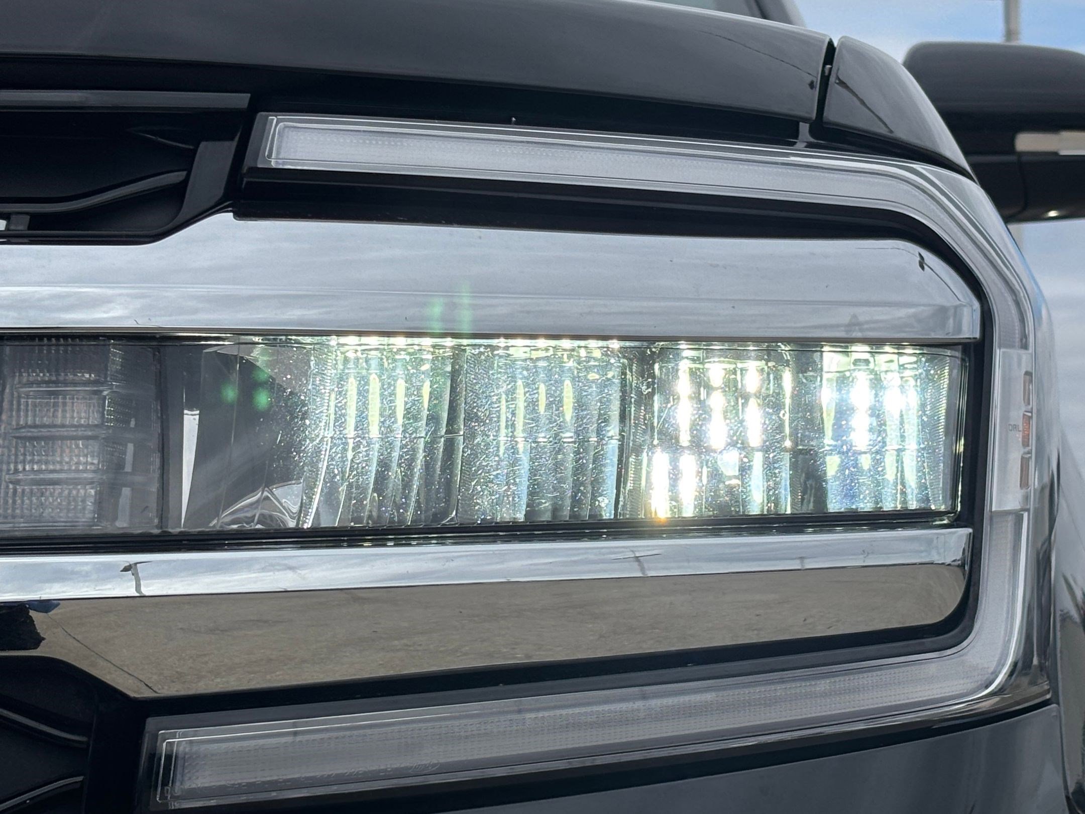 Used 2024 Ford Expedition Limited image 11