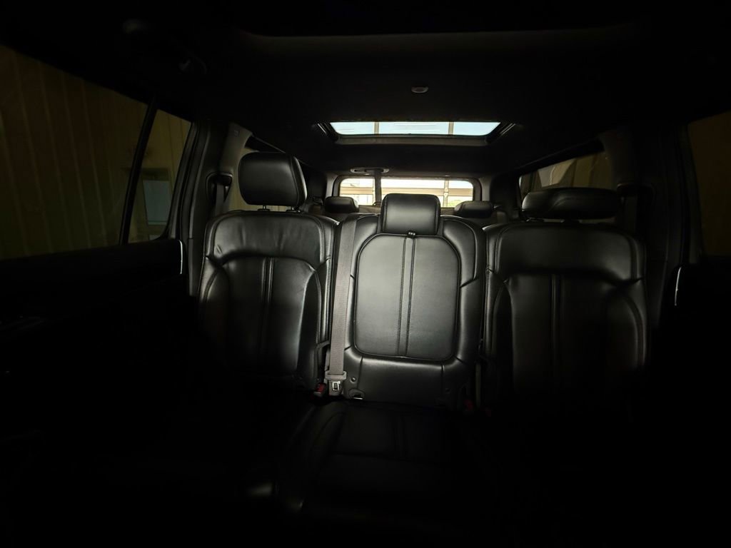 Used 2022 Jeep Wagoneer Series I w/ Premium Group I image 28