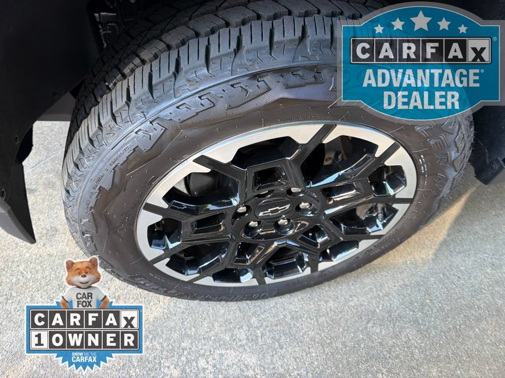 Used 2026 Chevrolet Colorado Z71 w/ Technology Package AWD/4WD image 9